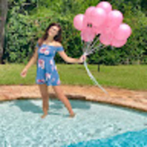 Meet your Posher, Olivia